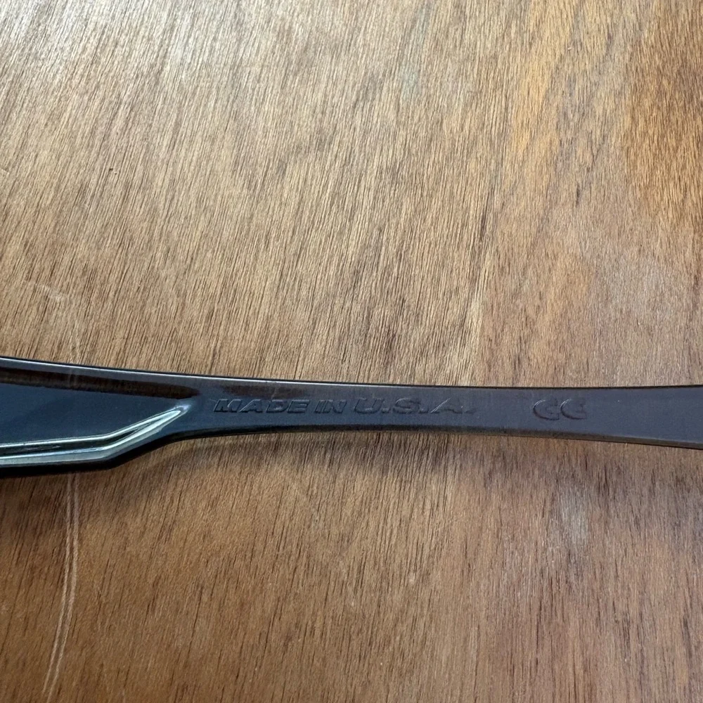 Oakley Retro Black Sunglasses - Picture 5 of 5